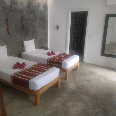 Hotel Kriola 상투메 외부 사진